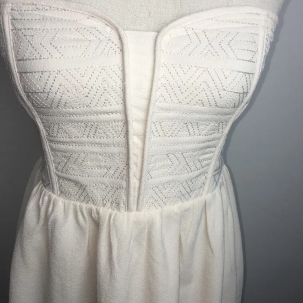 BRAND NEW - URBAN OUTFITTERS Strapless Ivory Creme Mini Dress (Size M) - Picture 7 of 11